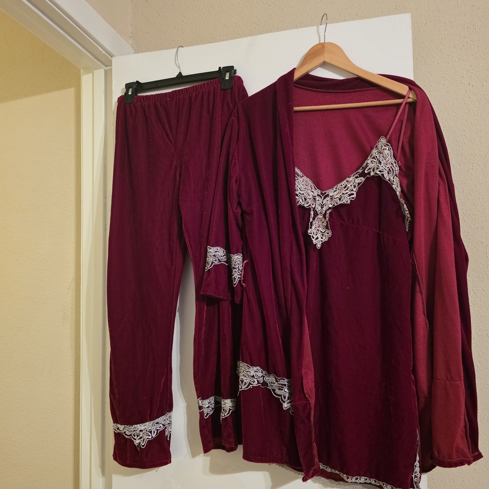 Elegant Burgundy Lace Trim Sleepwear Set